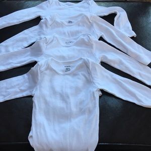 Bundle of 4 long sleeve white baby onesies 12 mon